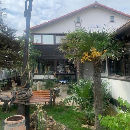 La Doi Pasi De Mare Hotel Вама Веке Екстериор снимка